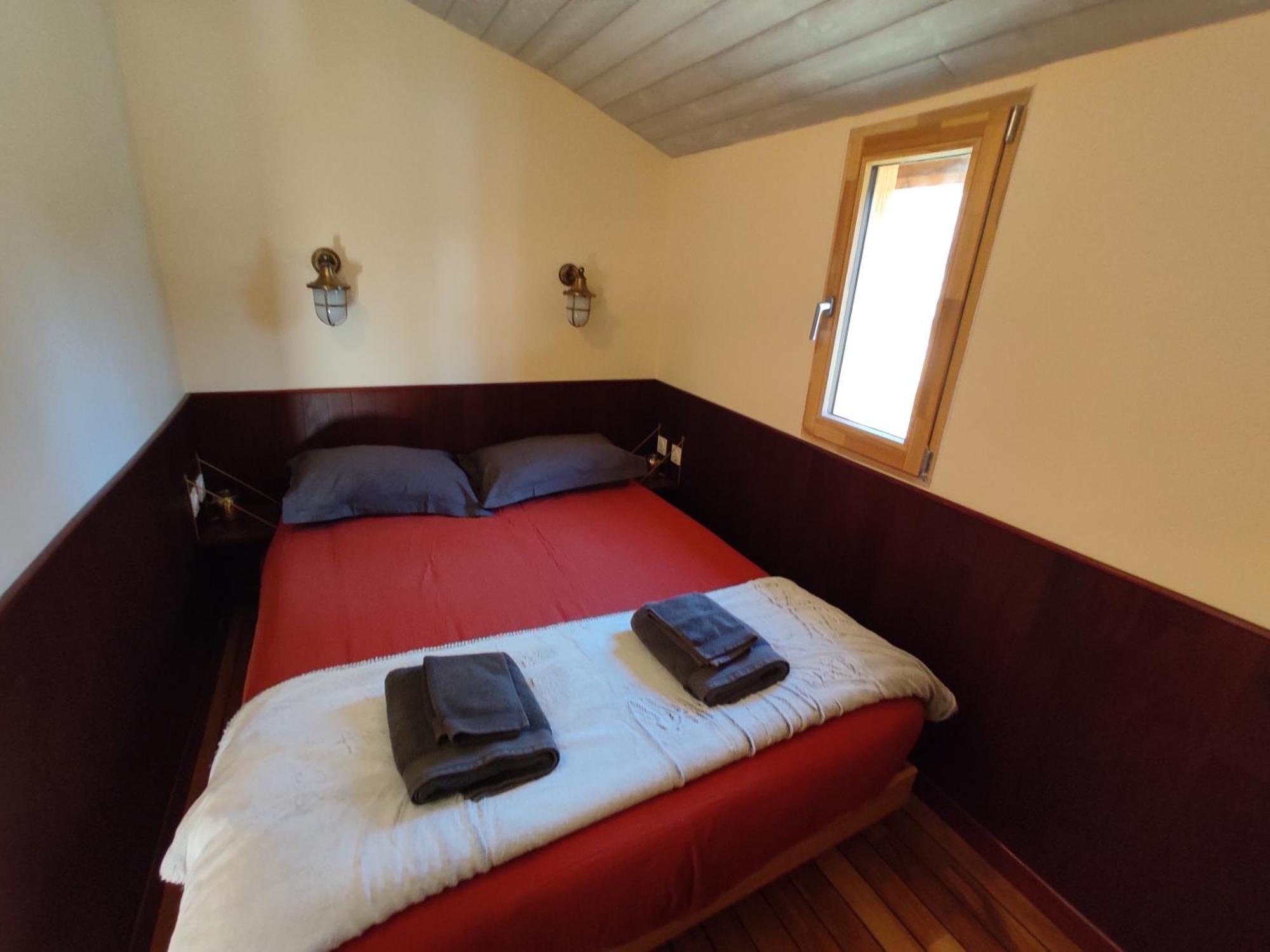 Domaine De La Clauzade Bed & Breakfast Saint-Germain-les-Vergnes Bilik gambar
