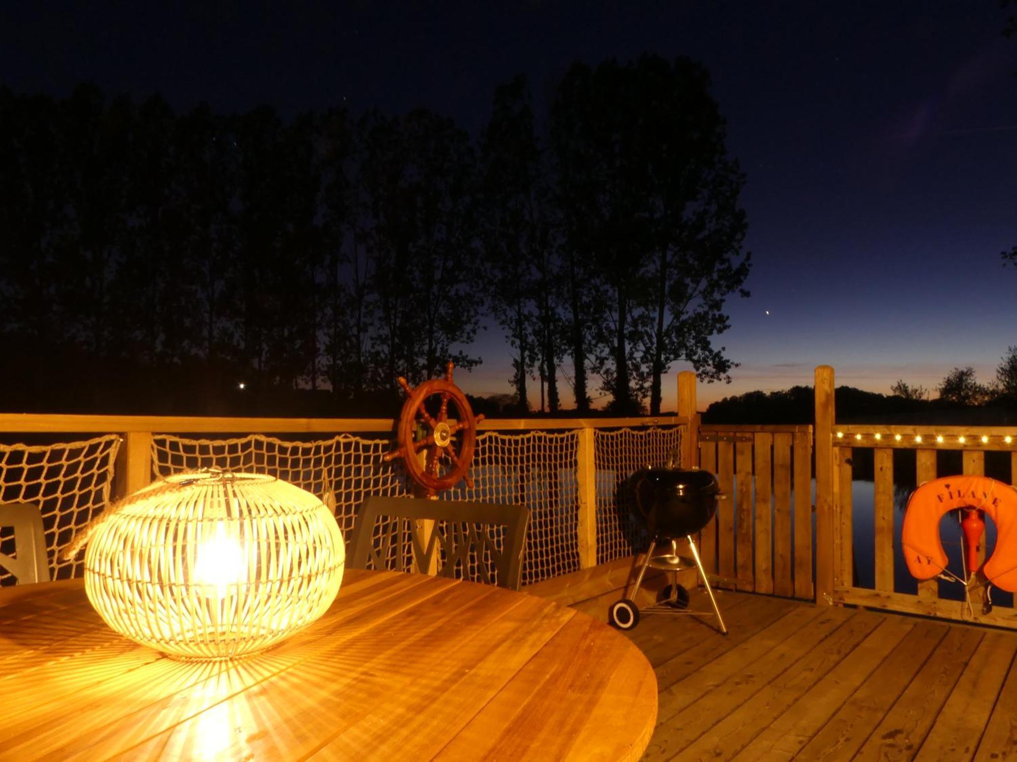 Domaine De La Clauzade Bed & Breakfast Saint-Germain-les-Vergnes Luaran gambar