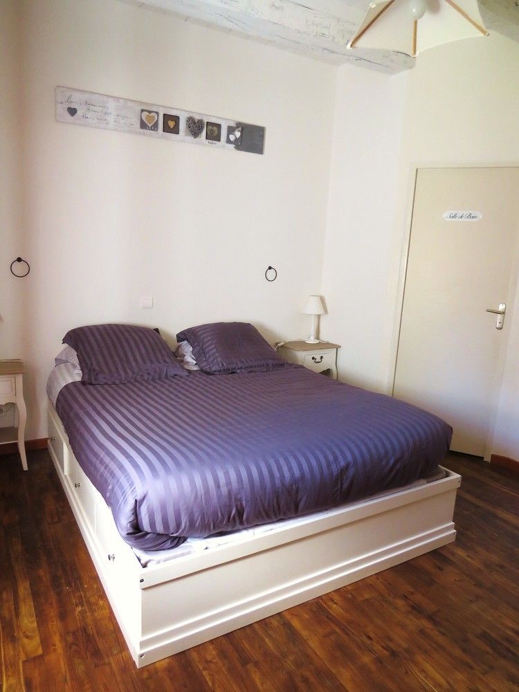 Domaine De La Clauzade Bed & Breakfast Saint-Germain-les-Vergnes Luaran gambar