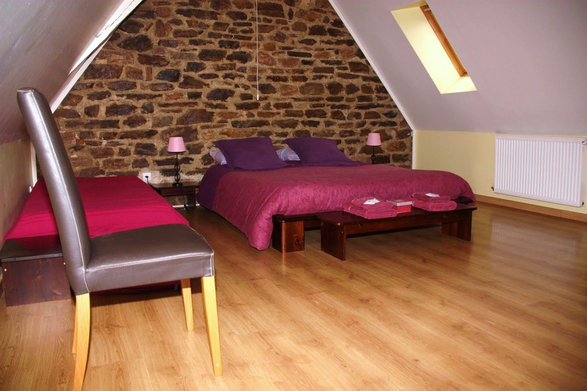 Domaine De La Clauzade Bed & Breakfast Saint-Germain-les-Vergnes Luaran gambar