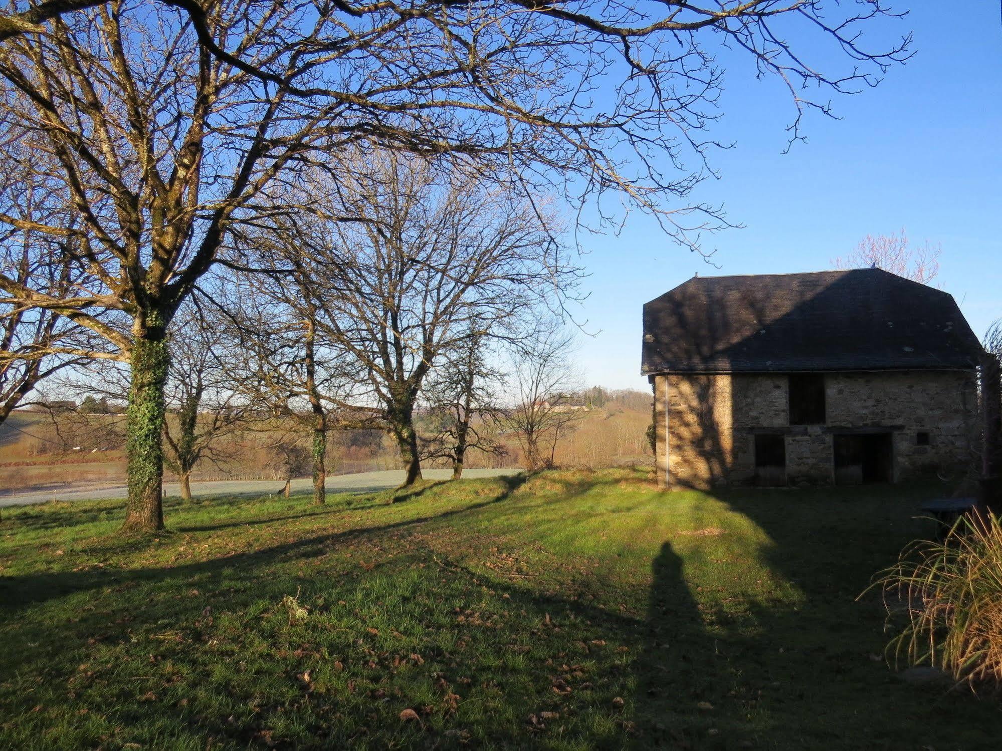 Domaine De La Clauzade Bed & Breakfast Saint-Germain-les-Vergnes Luaran gambar